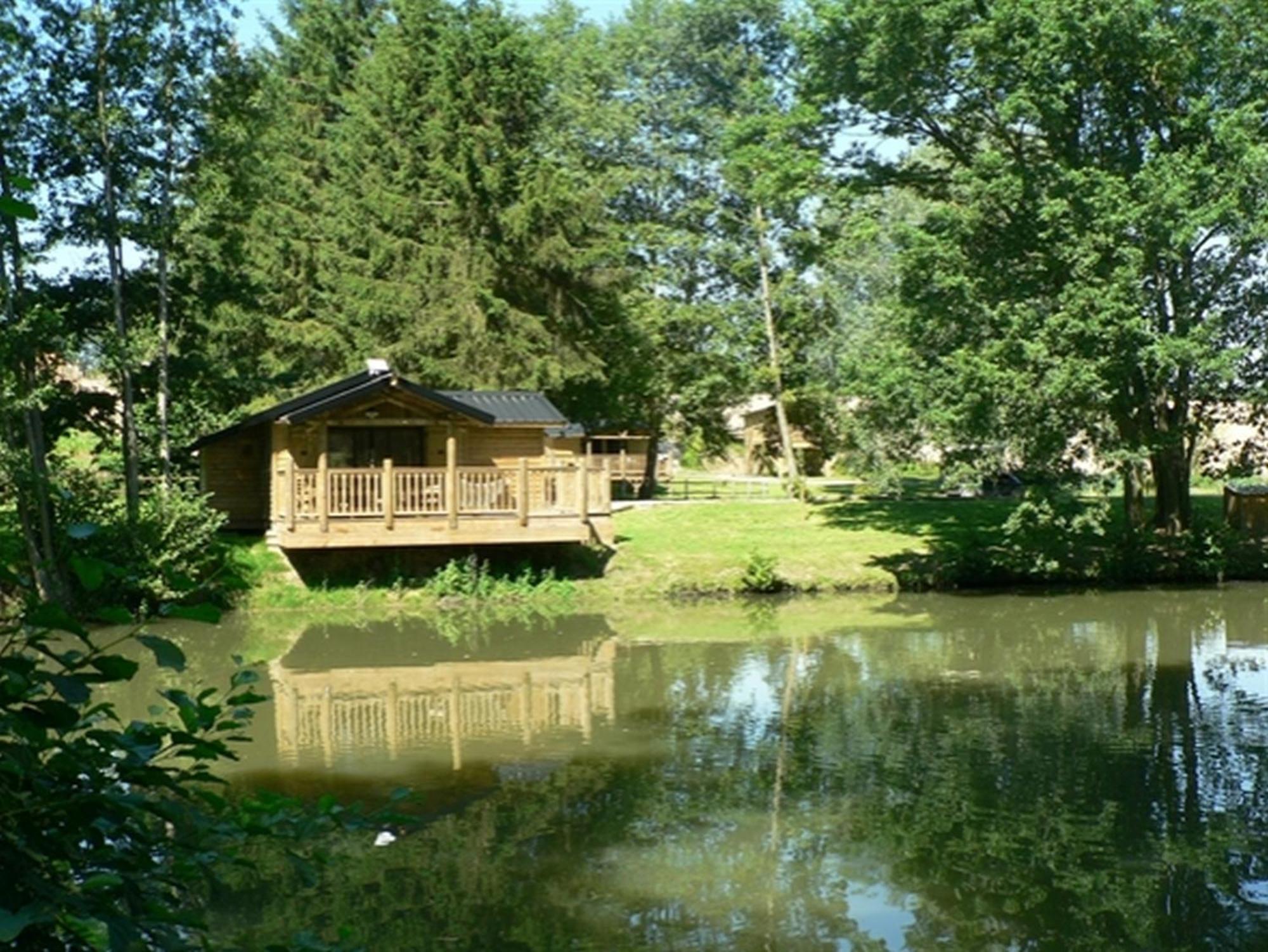 Etangs Du Moulin Otel Suzy Dış mekan fotoğraf